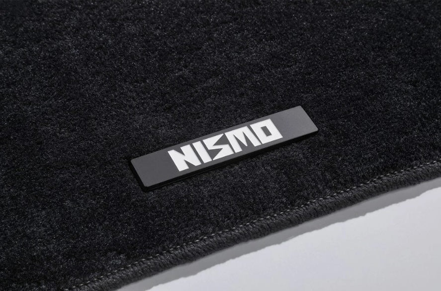NISMO 40th Anniversary Floor Mat Set – Skyline R32 (Old NISMO Logo)